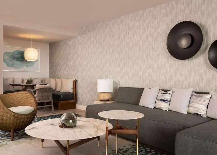 Luxury One-Bedroom King Suite
